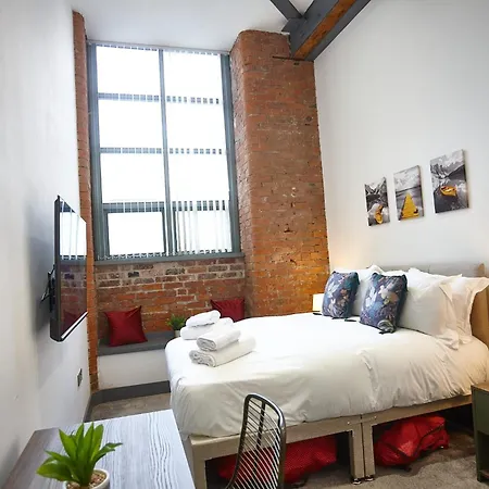 The Ruby Suite Manchester Exterior photo