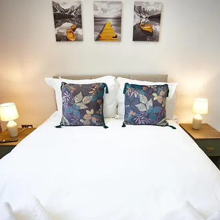 The Ruby Suite Manchester Exterior photo