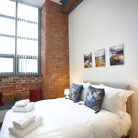 The Ruby Suite Manchester Exterior photo